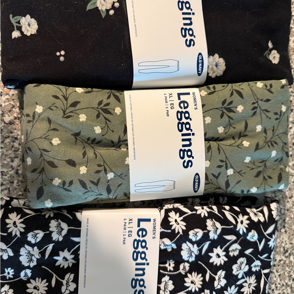 Old Navy Navy and White Floral Leggings